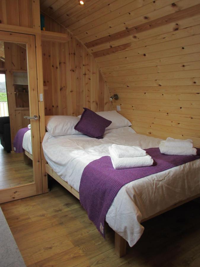 Loch Cromore Holiday Pods Luaran gambar