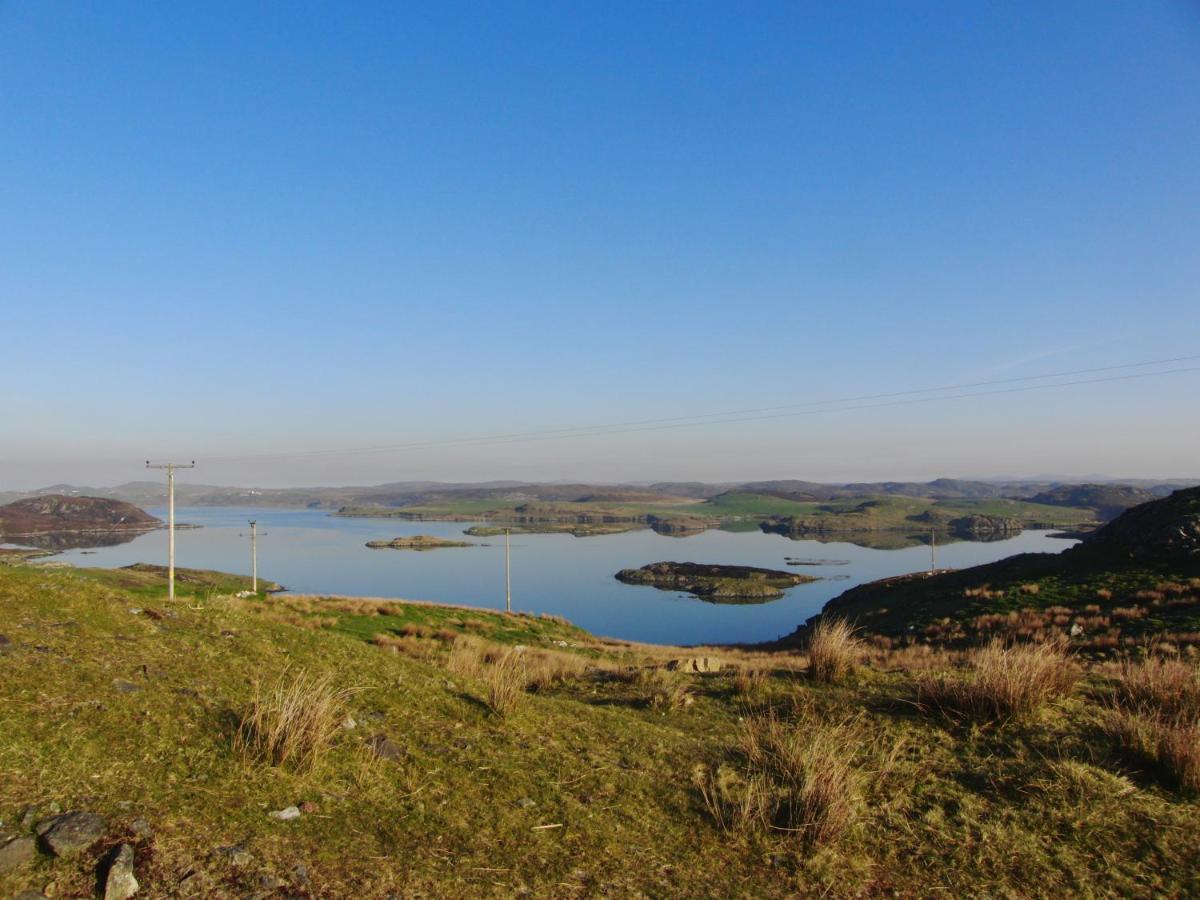 Loch Cromore Holiday Pods Luaran gambar